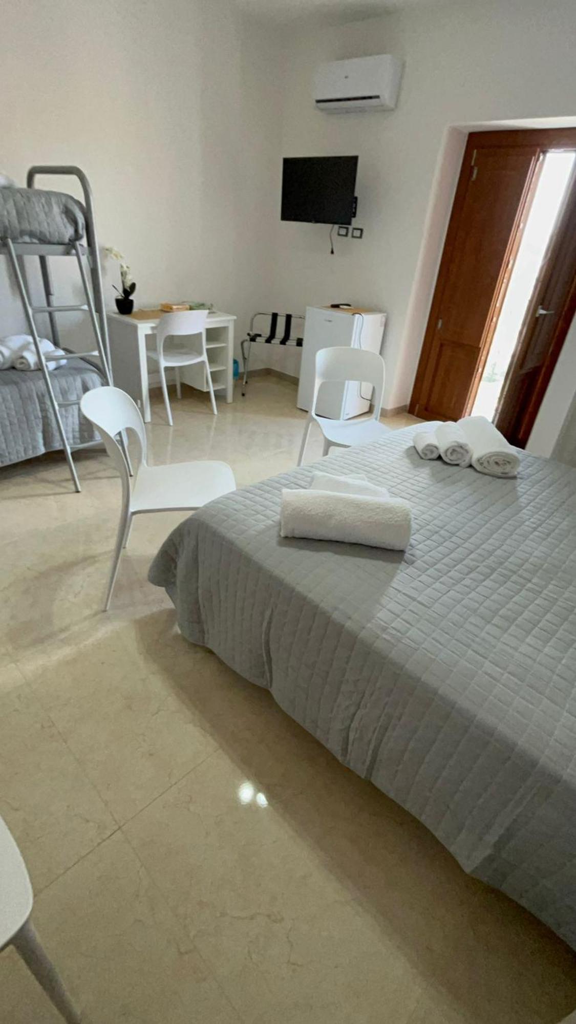 La Spiga Hotell Gangi Exteriör bild