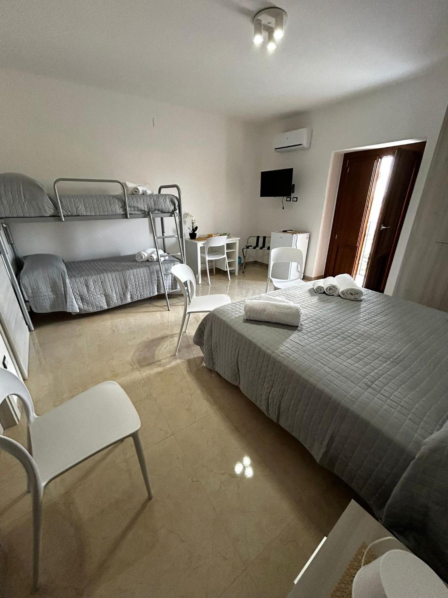 La Spiga Hotell Gangi Exteriör bild